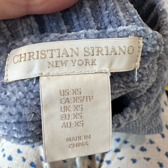 Christian Siriano Women's Blue Mockneck Sweater with Snowflake Print Size XS - Picture 3 of 5
